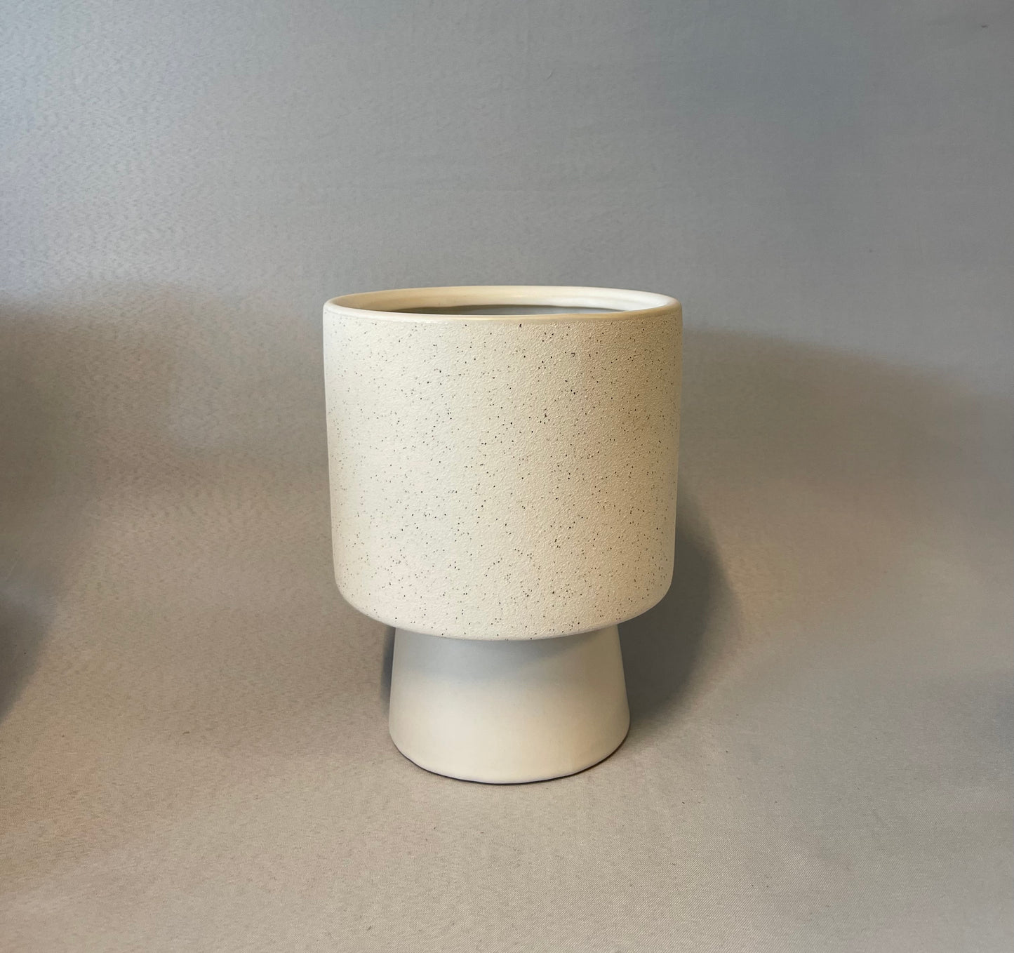 Mona Pot W/Saucer