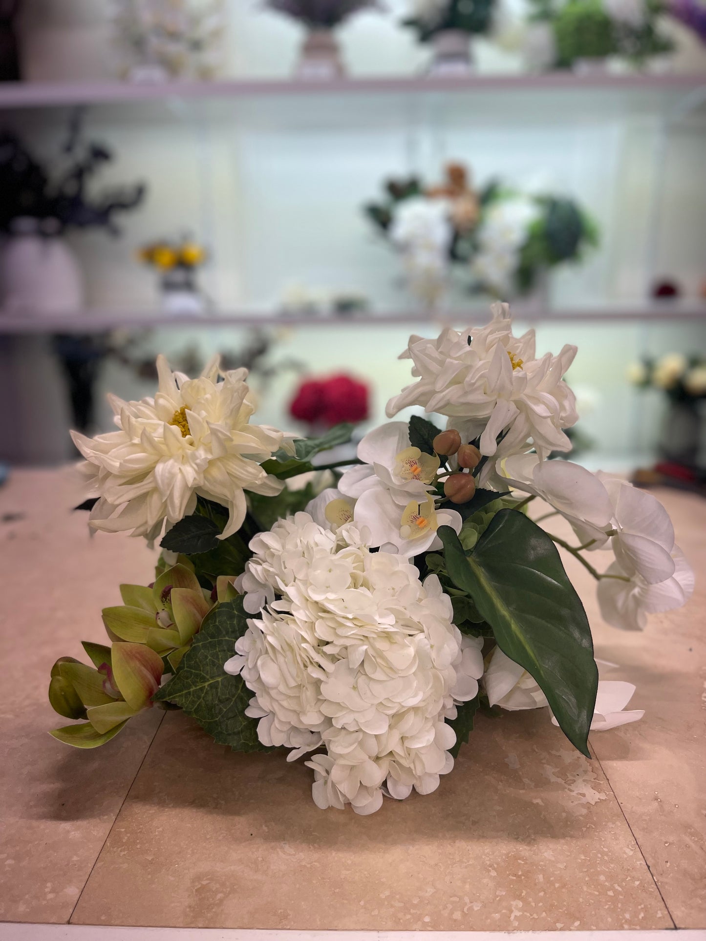 Green and White Wedding Flower Cloud