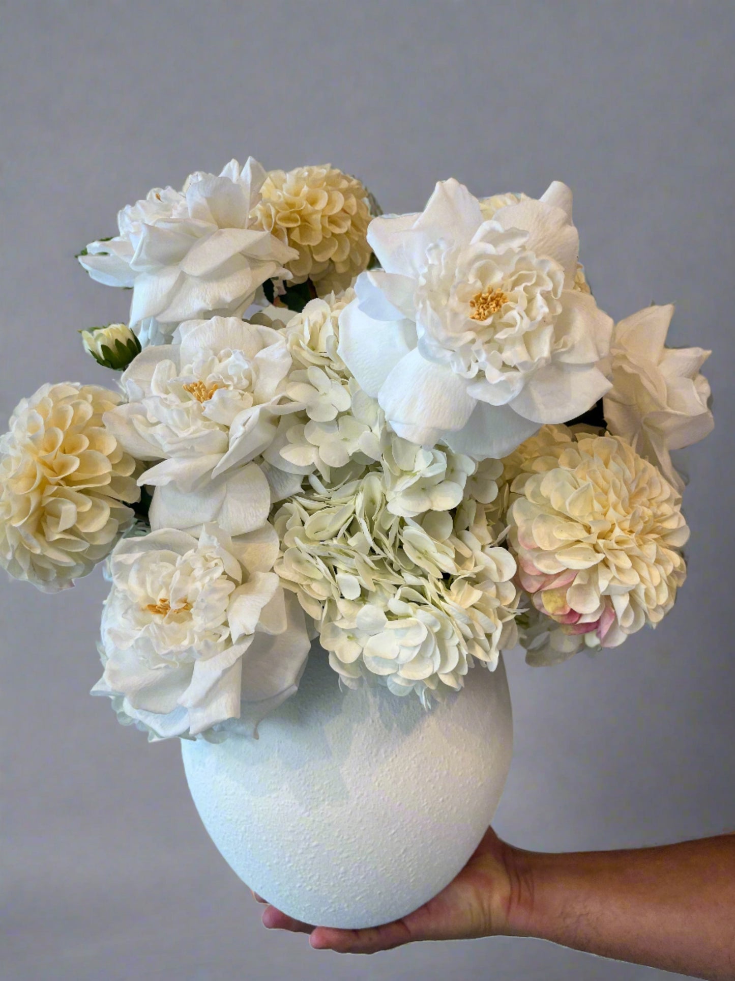 Nicolette Artificial Flowers Faux Flowers Arrangement