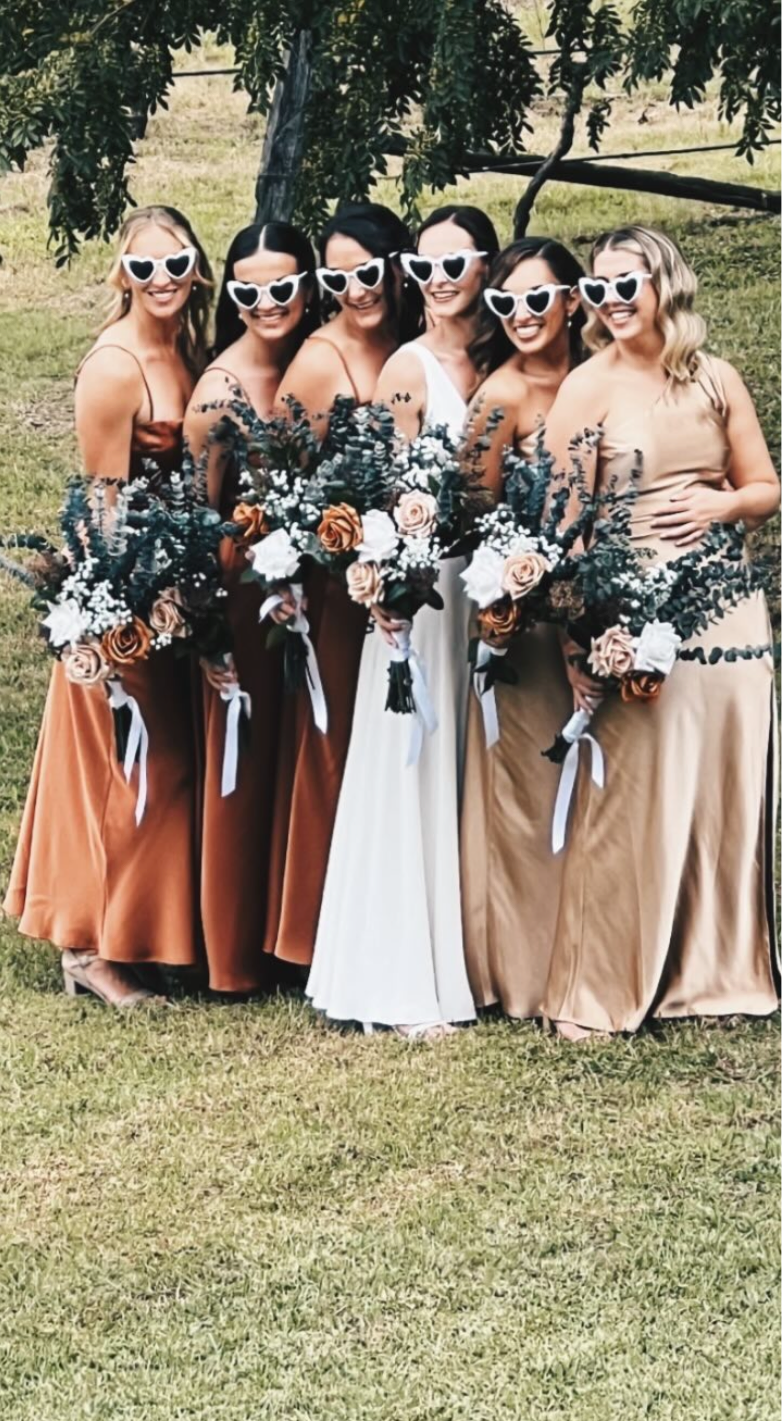 Rustic Bridesmaids Bouquet - 12 stems