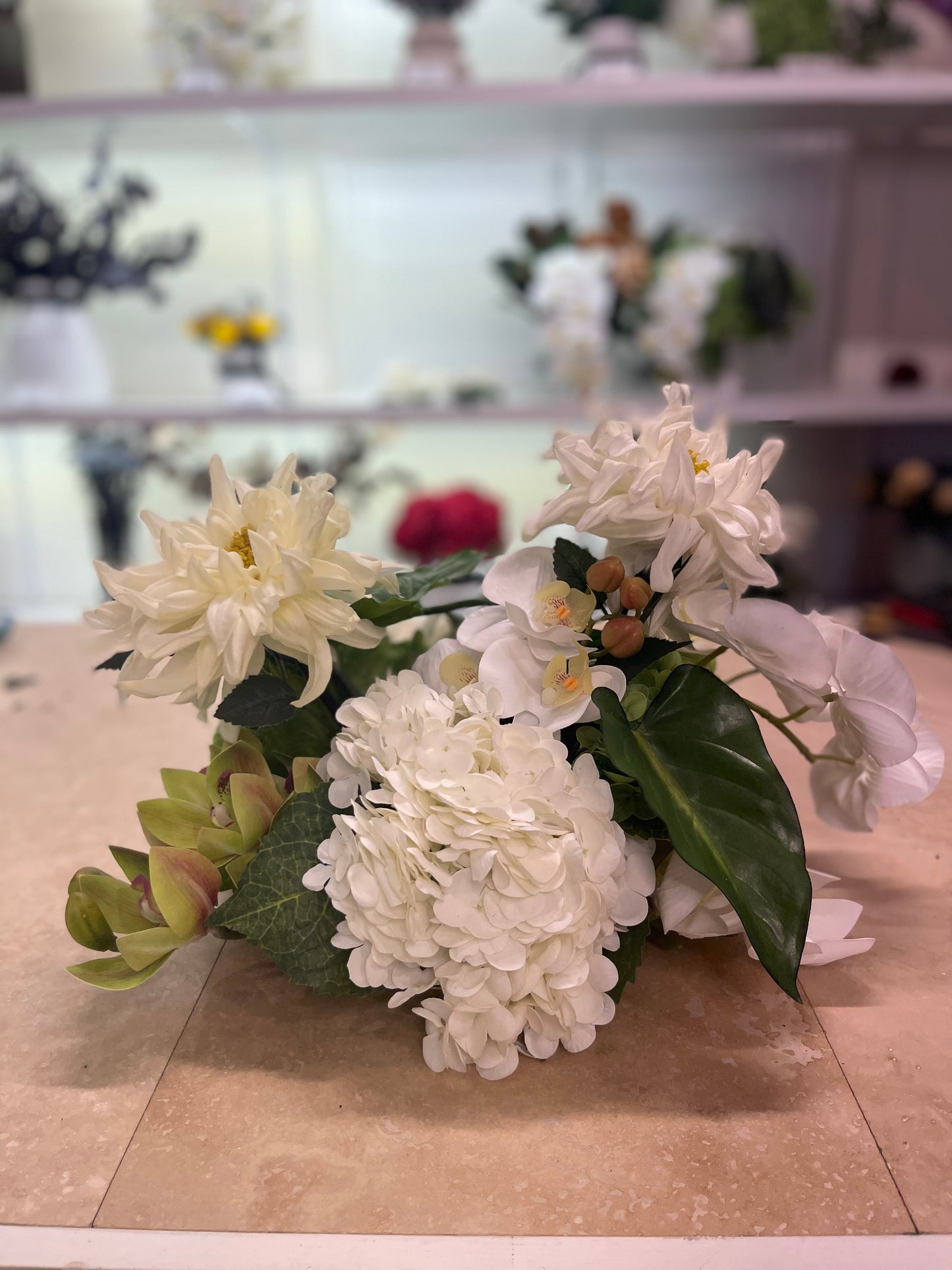 Green and White Wedding Flower Cloud