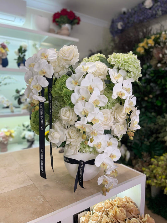 Joelene Flower Arrangement (Please Contact us to Place an order)