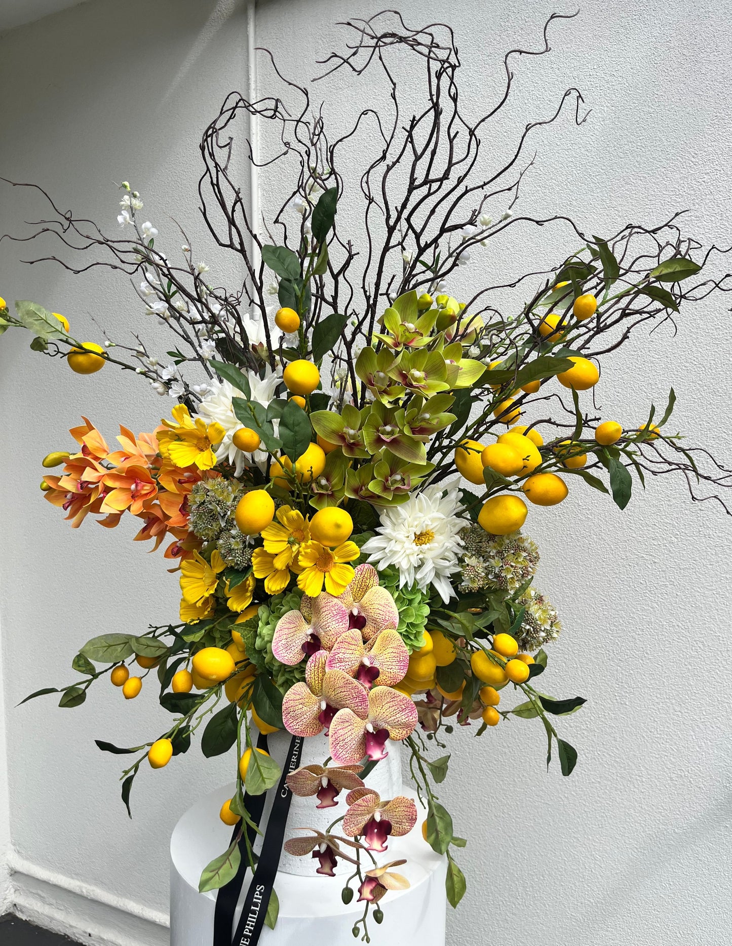 Bahamas Flower Arrangement (Please Contact us to Place an order)