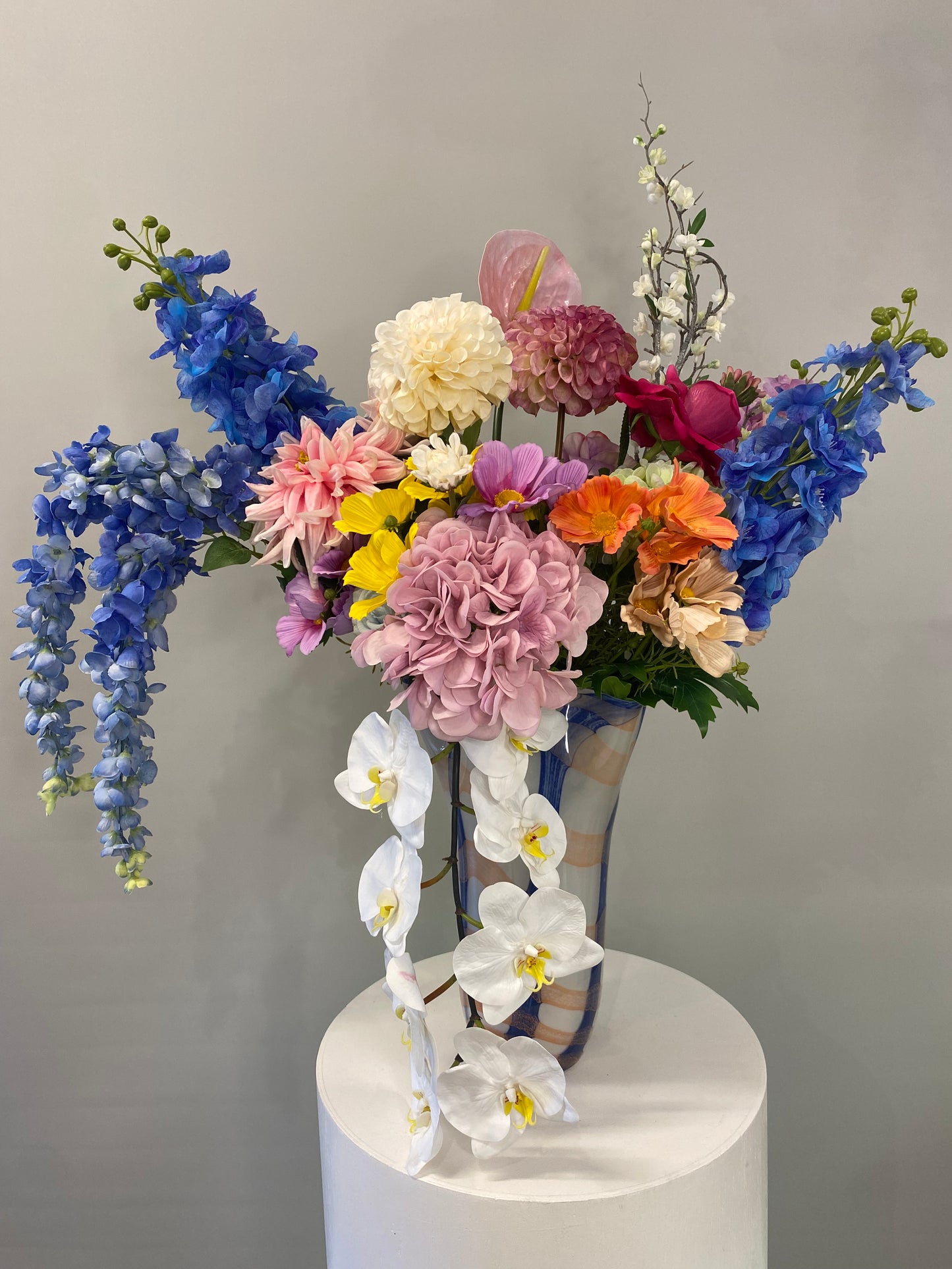 Caths Arrangement Artificial flower Arrangement (Glass vase)