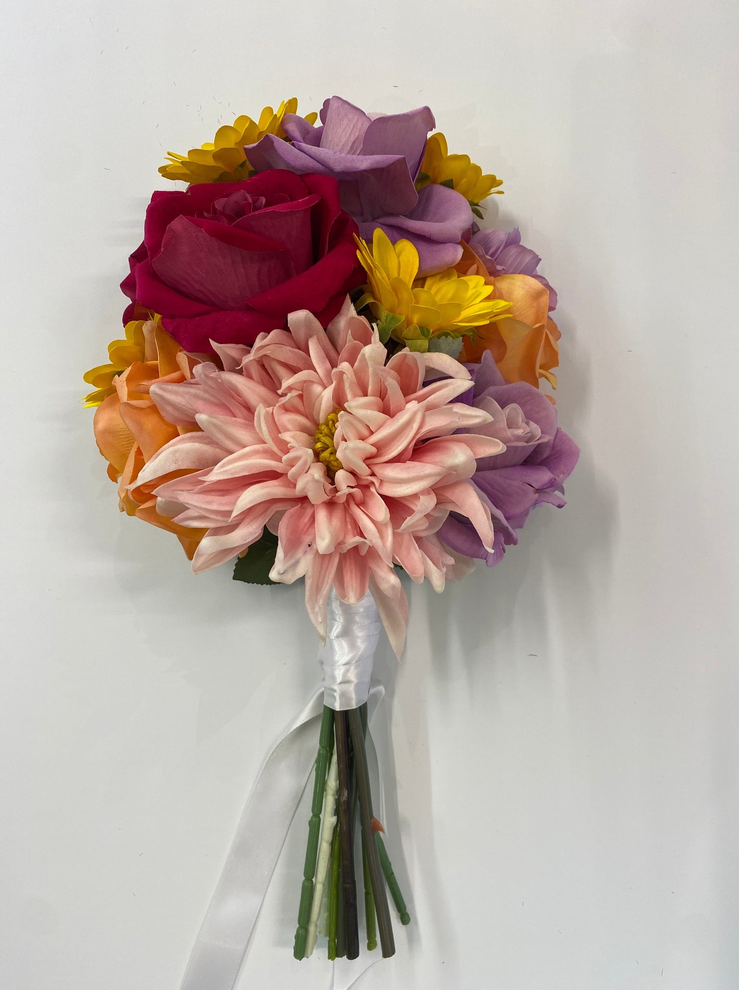 Sancia Bridesmaids Bouquet - 12 flowers