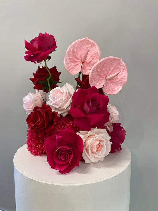 Pink And Red Wedding Table Flower Cloud