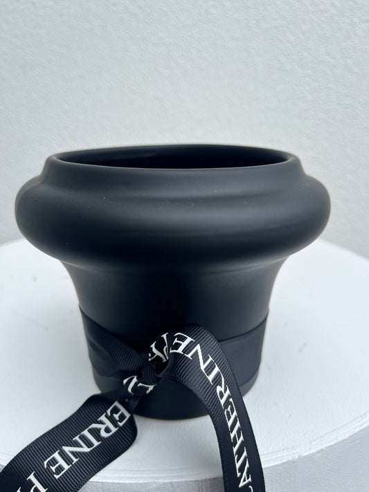 Black Lucena Vase
