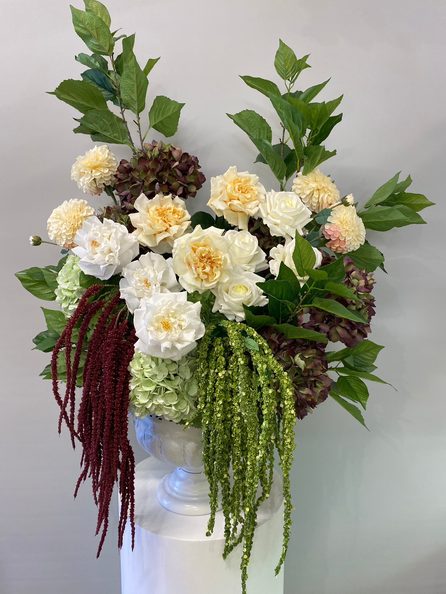 Louise Floral Arrangement (Please contact us to place an order)