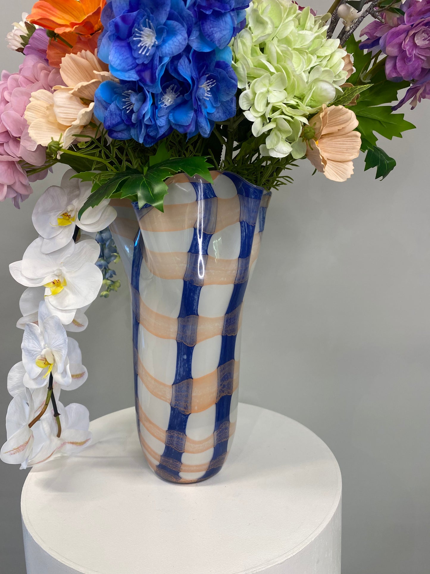 Caths Arrangement Artificial flower Arrangement (Glass vase)