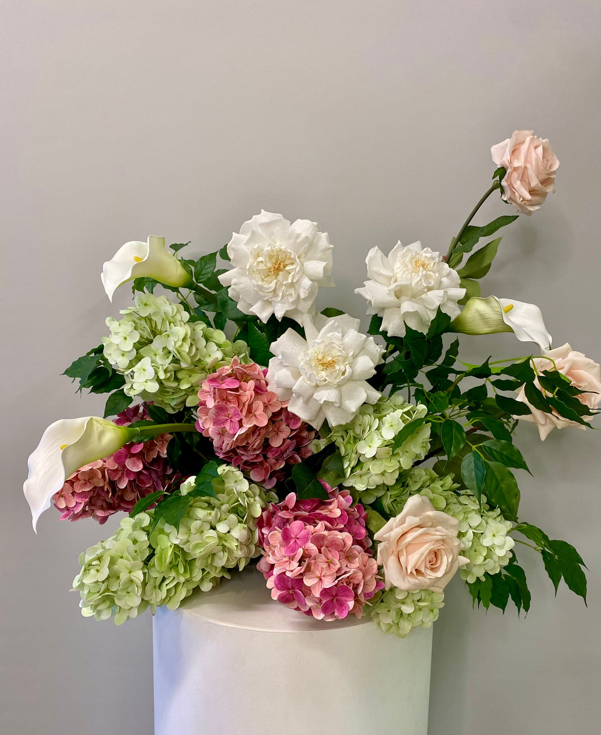 Livia Wedding Ceremony Arrangement