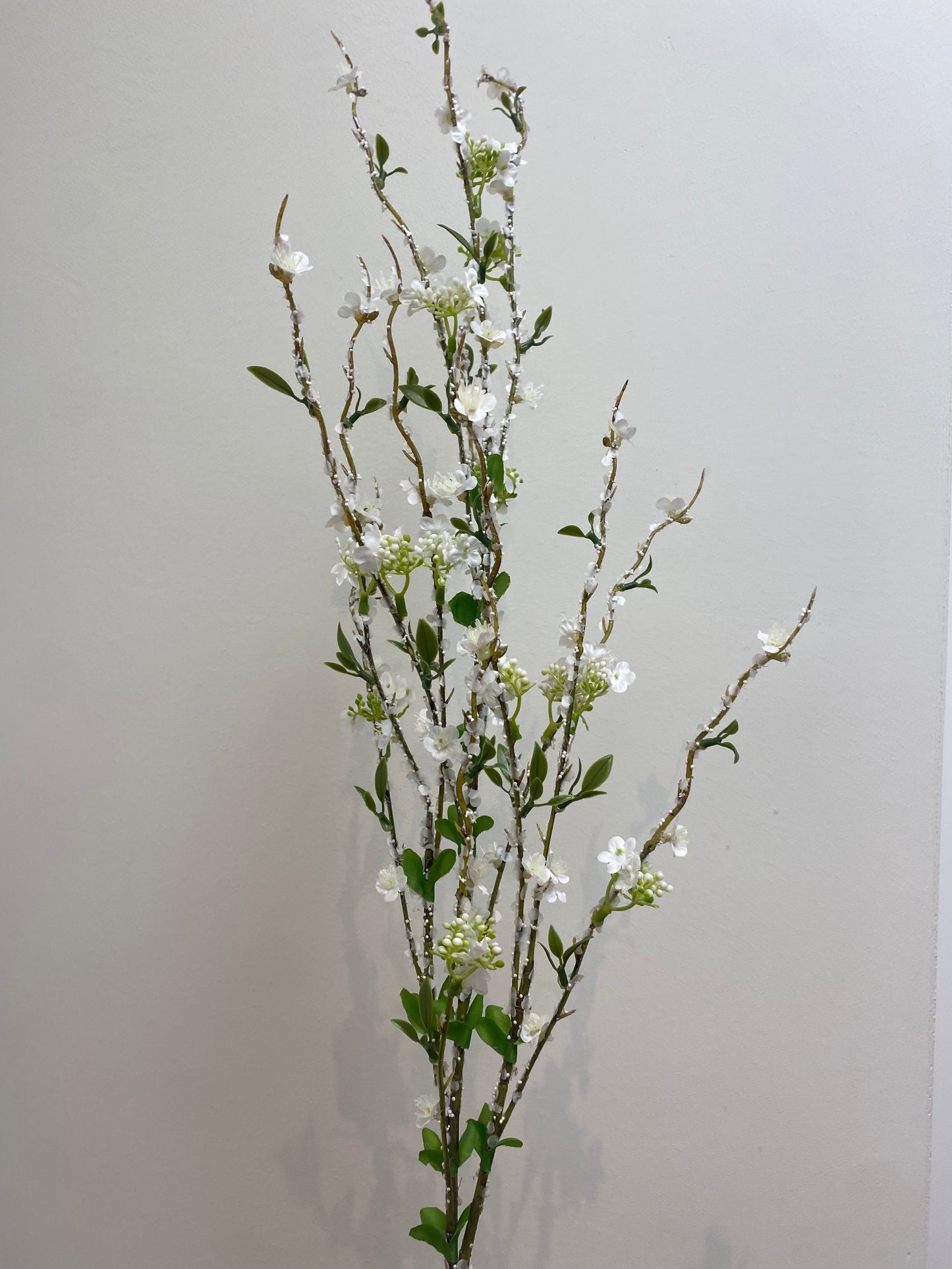 Willow Branch Single Stem Artificial Flowers W1