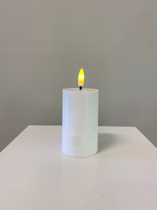 White Pillar Candle Led Batteries Included 11cm