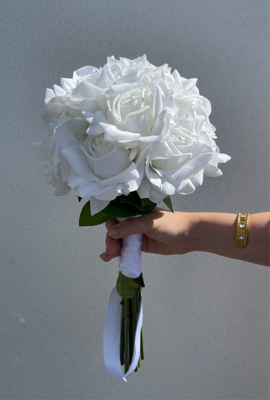 White Tiarna Rose Bridesmaids Bouquet - 12 flowers