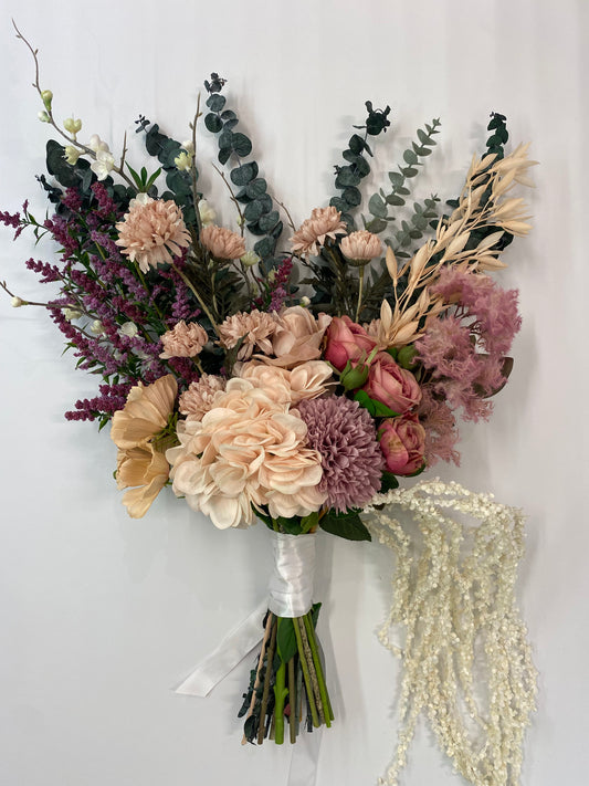 Chelsea Bridal Bouquet - 16 flowers